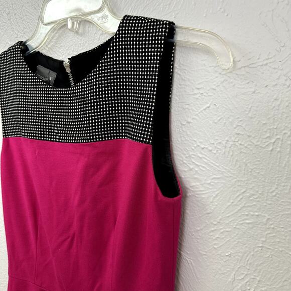 Muse Black and White Dotted Sleeveless Sheath Dress with Pink Color Pop - Picture 6 of 11